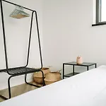 Cleo Apartment Mirow